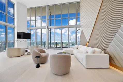 1100 Biscayne Boulevard Miami FL 33132