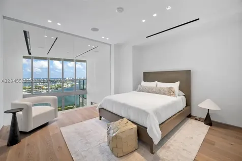 1100 Biscayne Boulevard Miami FL 33132
