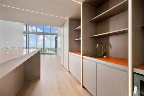 1100 Biscayne Boulevard Miami FL 33132