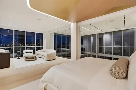 1100 Biscayne Boulevard Miami FL 33132