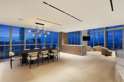 1100 Biscayne Boulevard Miami FL 33132