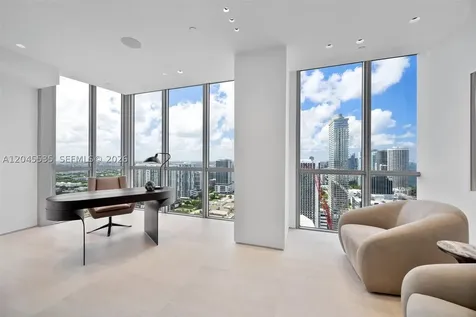 1100 Biscayne Boulevard Miami FL 33132