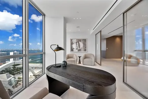 1100 Biscayne Boulevard Miami FL 33132