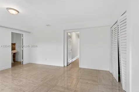 1350 NE 149th Street Miami FL 33161