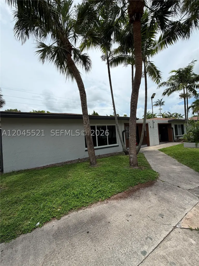 2551 NW 26th Street Sunrise FL 33313