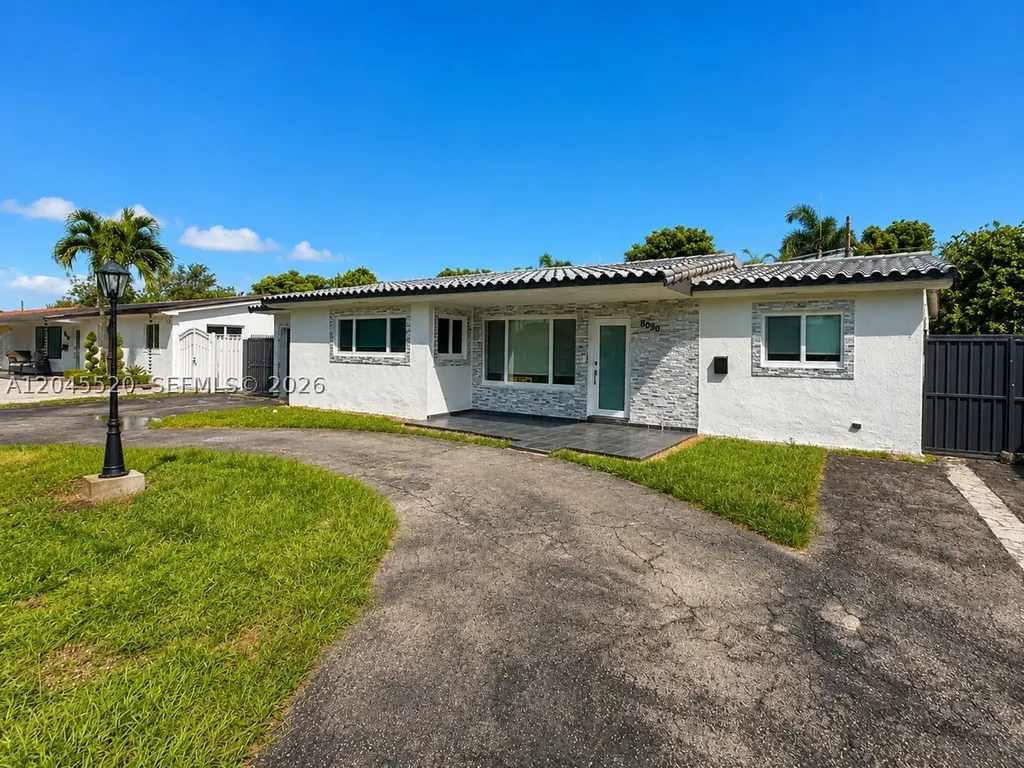 8090 W 18th Lane Road Hialeah FL 33014
