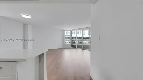 555 NE 34th Street Miami FL 33137