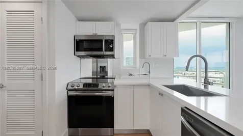 555 NE 34th Street Miami FL 33137