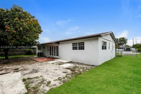 4115 NW 185th Street Miami Gardens FL 33055