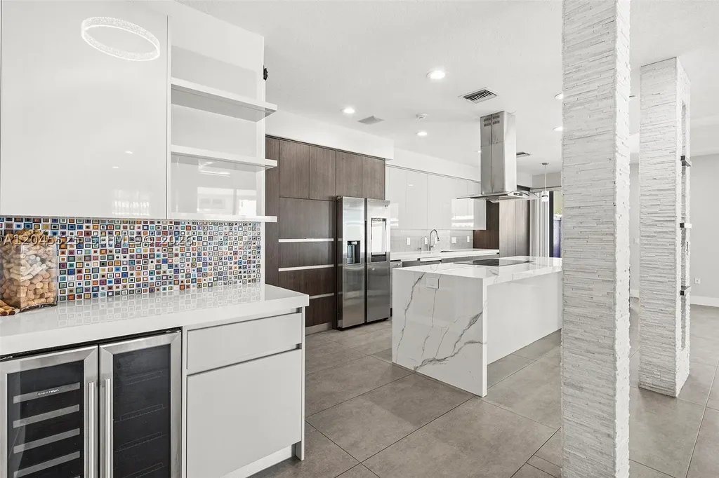 1549 Shoreline Way Hollywood FL 33019