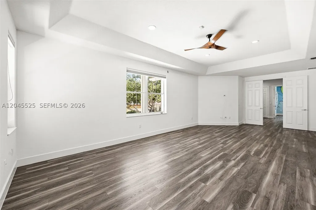 1549 Shoreline Way Hollywood FL 33019
