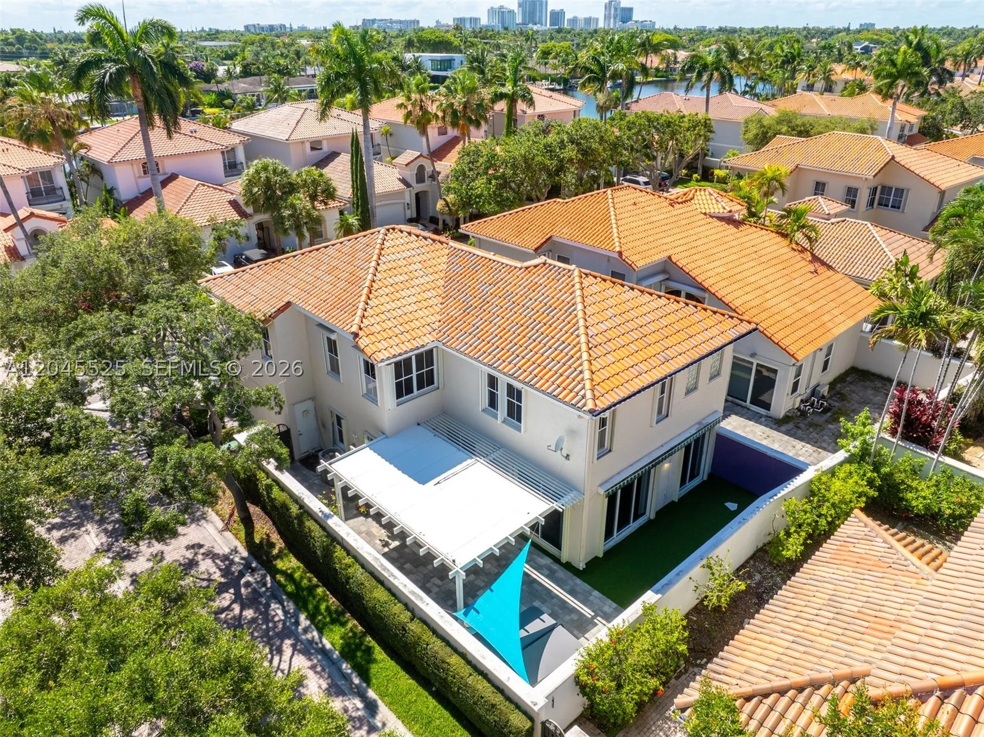 1549 Shoreline Way Hollywood FL 33019