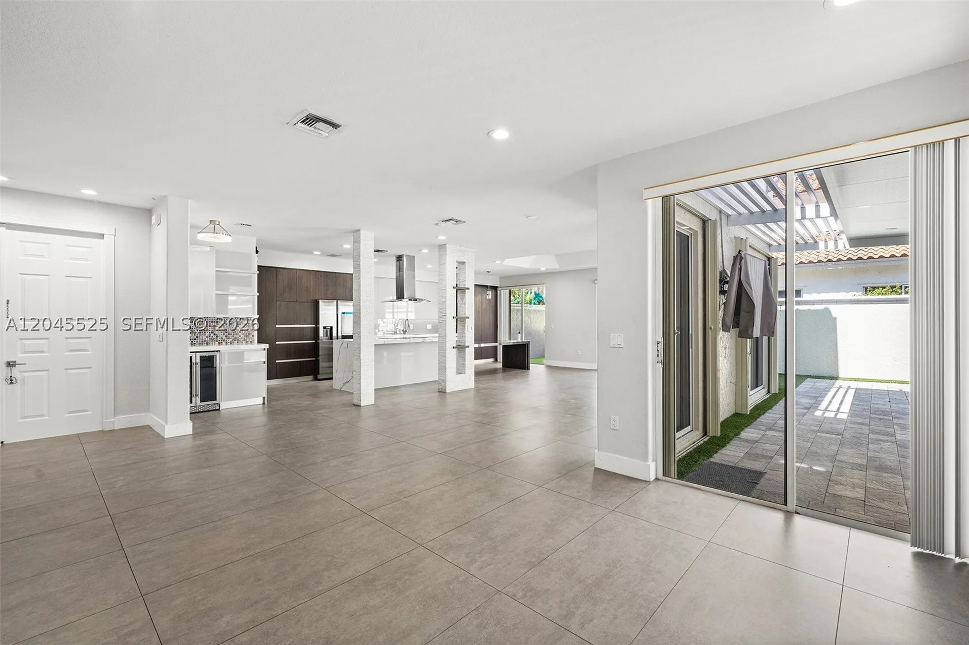 1549 Shoreline Way Hollywood FL 33019