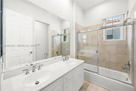 1549 Shoreline Way Hollywood FL 33019