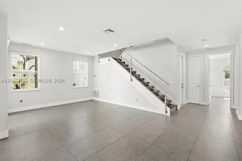 1549 Shoreline Way Hollywood FL 33019
