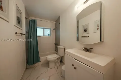 7304 Mckinley Street Hollywood FL 33024