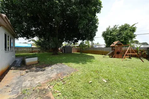 7304 Mckinley Street Hollywood FL 33024