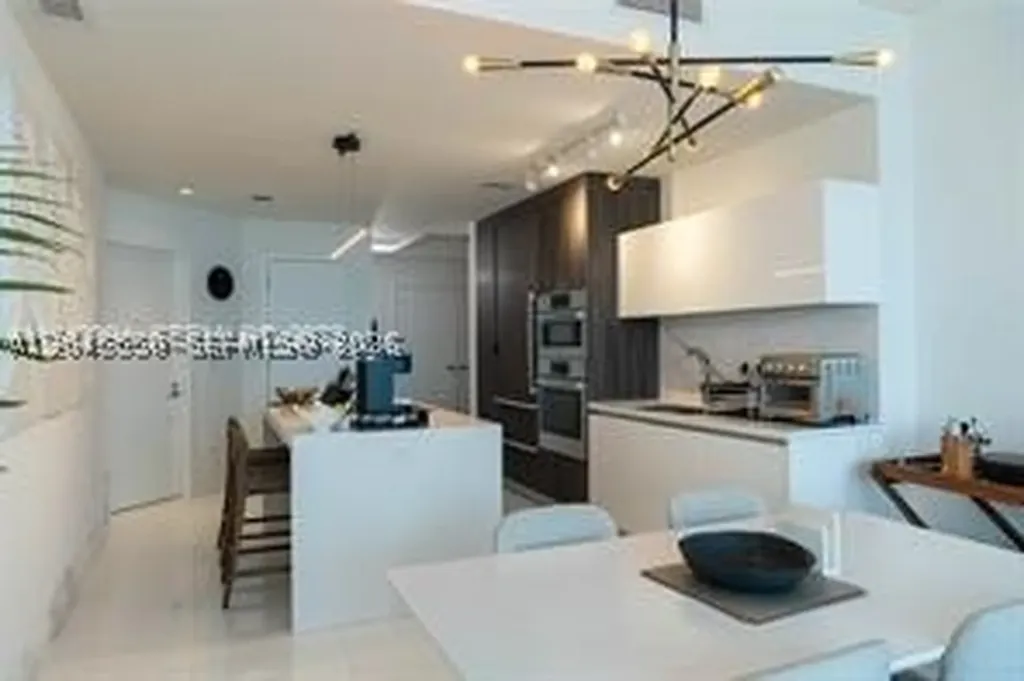 851 NE 1st Avenue Miami FL 33132