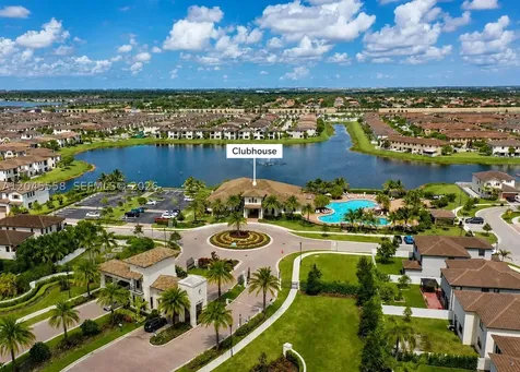 3209 W 98th Place Hialeah FL 33018