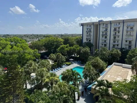 4550 NW 9th Street Miami FL 33126