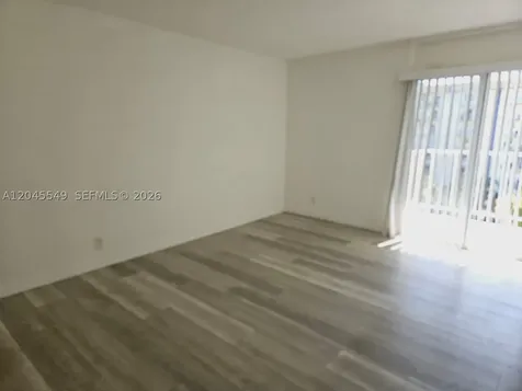 4550 NW 9th Street Miami FL 33126