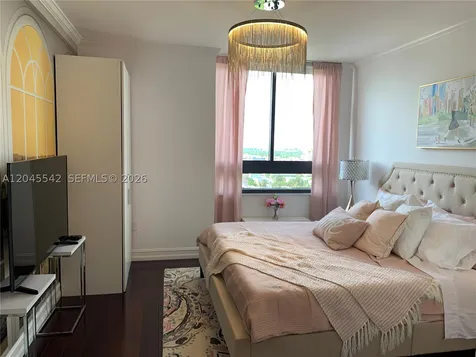 1330 West Avenue Miami Beach FL 33139