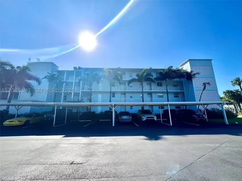 689 NE 6th Court Boynton Beach FL 33435