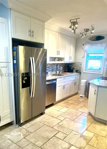 689 NE 6th Court Boynton Beach FL 33435