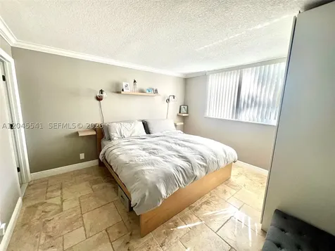 689 NE 6th Court Boynton Beach FL 33435
