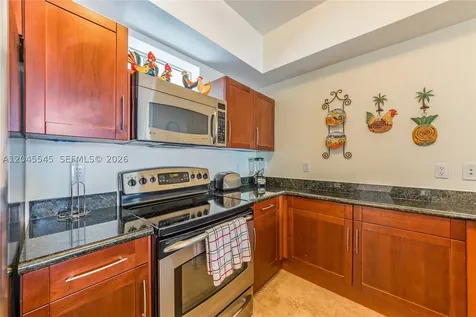 7285 SW 90th Street Miami FL 33156