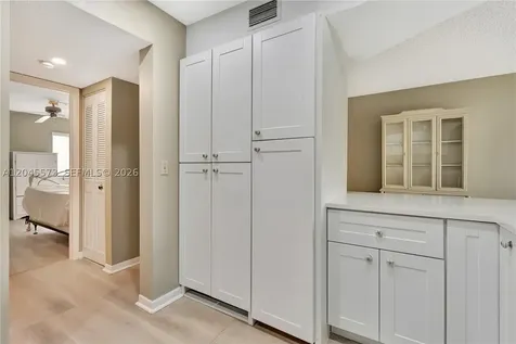 1605 S Us Highway 1 Jupiter FL 33477