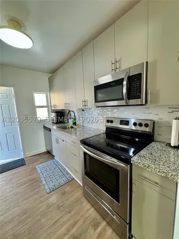 1215 NE 109th Street Miami FL 33161