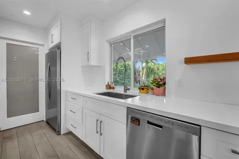 1807 SW 102nd Place Miami FL 33165