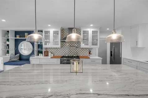 1807 SW 102nd Place Miami FL 33165