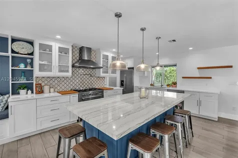 1807 SW 102nd Place Miami FL 33165