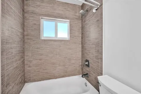 1807 SW 102nd Place Miami FL 33165