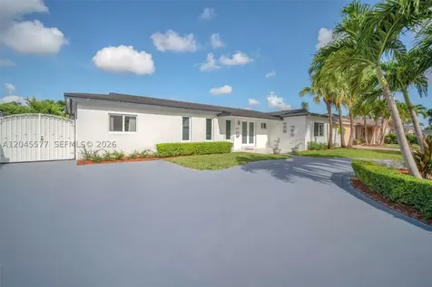 1807 SW 102nd Place Miami FL 33165
