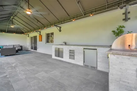1807 SW 102nd Place Miami FL 33165