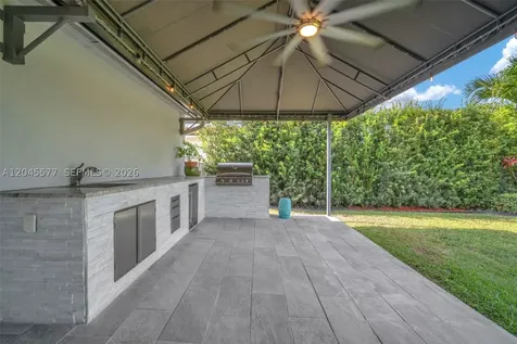 1807 SW 102nd Place Miami FL 33165