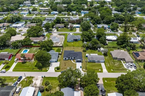 5203 Birch Drive Fort Pierce FL 34945