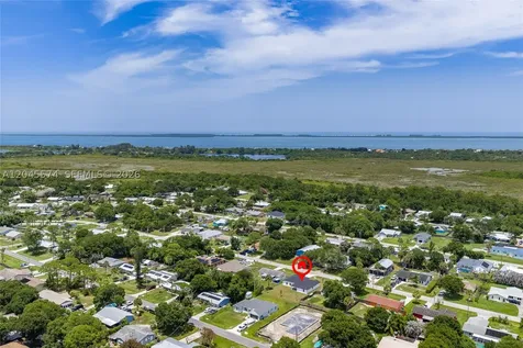 5203 Birch Drive Fort Pierce FL 34945