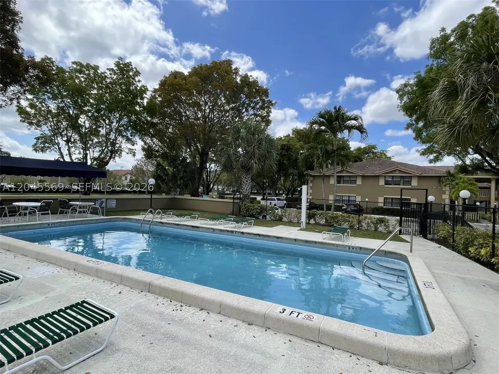 2642 Riverside Drive Coral Springs FL 33065