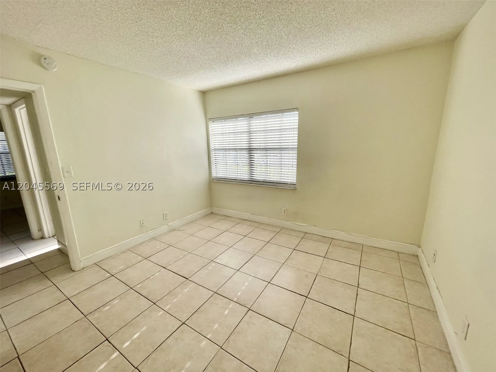 2642 Riverside Drive Coral Springs FL 33065