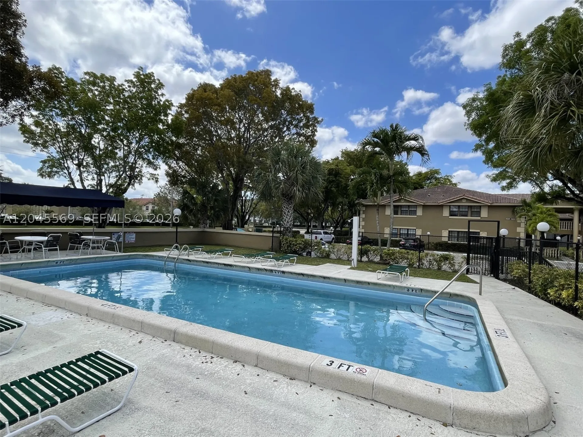 2642 Riverside Drive Coral Springs FL 33065
