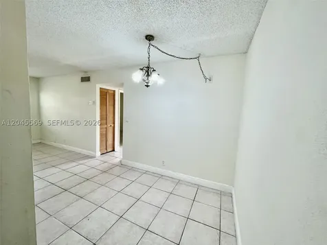 2642 Riverside Drive Coral Springs FL 33065