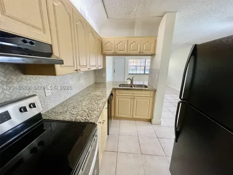 2642 Riverside Drive Coral Springs FL 33065