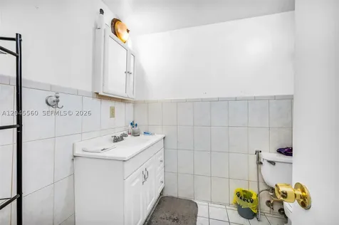 6600 W 2nd Court Hialeah FL 33012