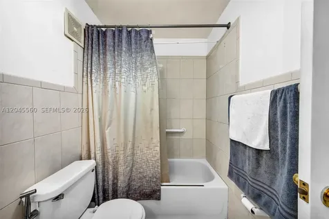 6600 W 2nd Court Hialeah FL 33012