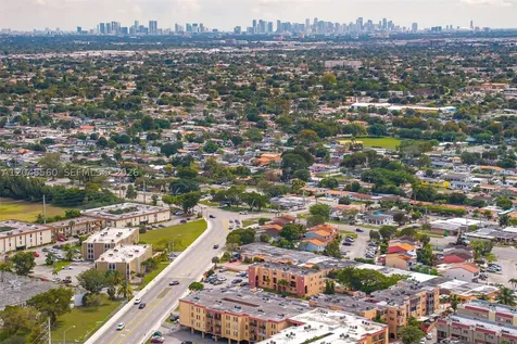 6600 W 2nd Court Hialeah FL 33012
