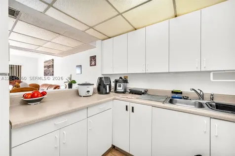 6600 W 2nd Court Hialeah FL 33012